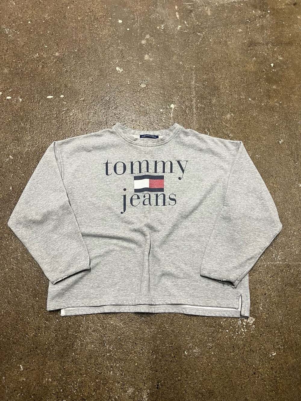 Vintage 90s Tommy Jeans Crewneck Sweatshirt Grey Logo Pullover